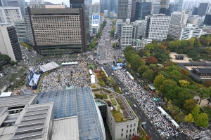 개신교계 “동성혼·차별금지법 반대” 서울 도심 대규모 집회