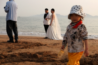 인구대국 중국이 어쩌다…상하이 여성 절반은 “아이 안 낳아”