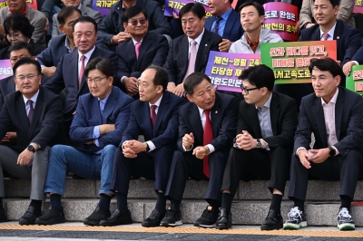 제천-삼척 고속도로 예타 통과 위한 설명회 참석한 한동훈·추경호 [포토多이슈]