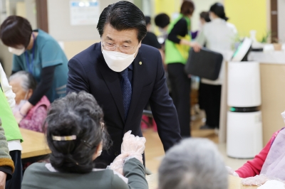 “따뜻한 겨울 나세요” 어르신 챙기는 송파