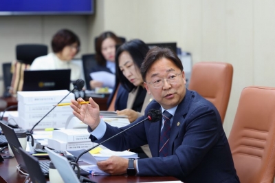 이용균 서울시의원 “데크로드로 조성하는 한국숲정원·하늘숲길사업에 대해 환경적 영향 우려”