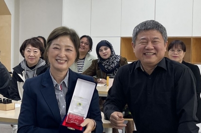 최유희 서울시의원, 용암초등학교로부터 감사패 받아