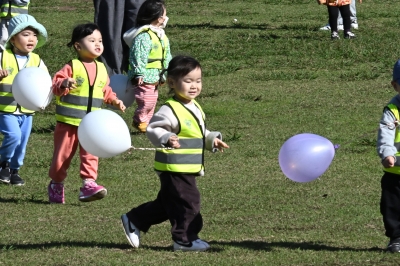 가을소풍… 신나는 풍선놀이