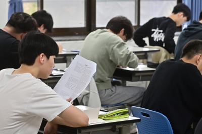 수능 종료벨 2분 일찍 울려… “담당자 실수”