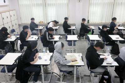 서울은 기계음, 경기도는 클래식…수능 고사장마다 종소리 다른 이유는 [취중생]