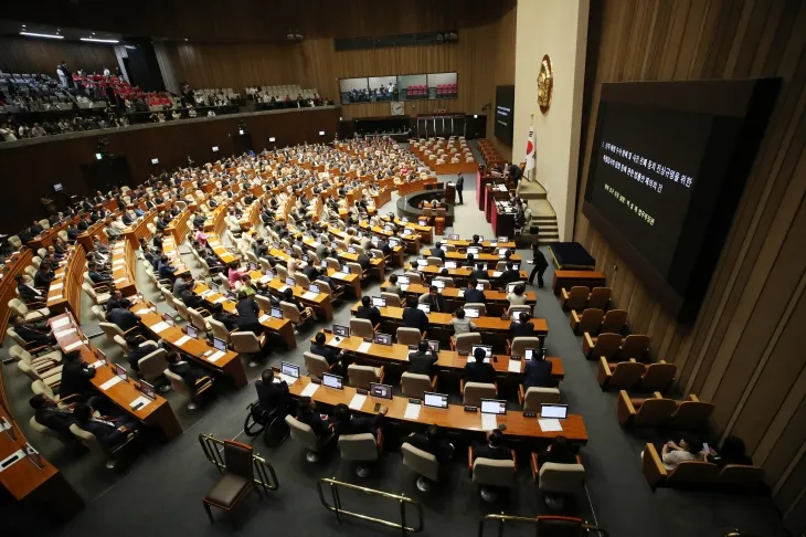 지난 5월 28일 서울 여의도 국회 본회의장에서 21대 마지막 본회의가 열리고 있다. 2024.5.28 뉴스1