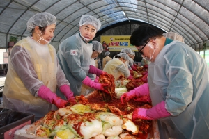 도봉 “사랑으로 버무린 김치 함께 나눠요”