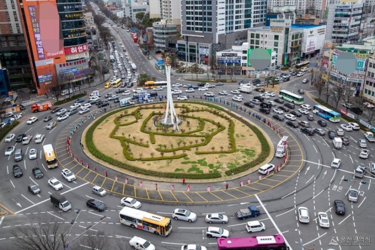 울산 남구 신정동 공업탑로터리. 울산시 제공