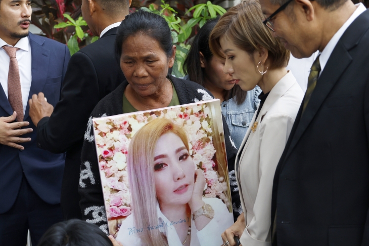 태국 연쇄살인 희생자 어머니