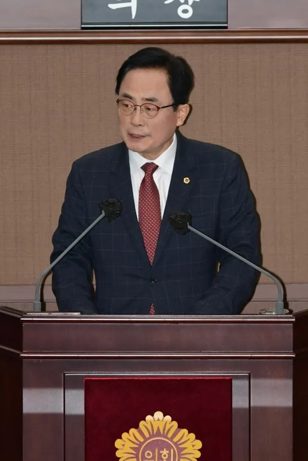 김형재 의원이 지난 19일 개최된 서울시의회 본회의 시정질문에서 발언을 하고 있다.