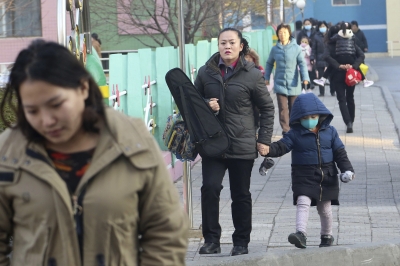 “요즘 北 청년들, 김정은에 충성 안 해”…20대 탈북자가 지목한 이유는