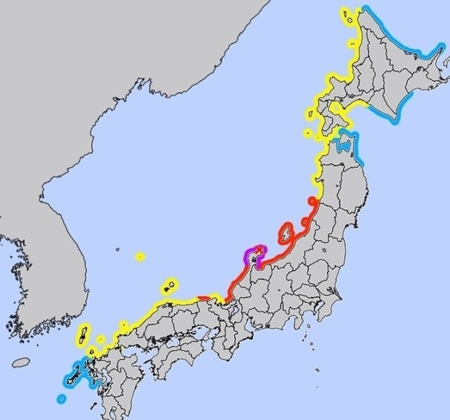 지난 1월 2일 일본 기상청은 전날 오후 4시22분쯤 이시카와현 등에 대형 쓰나미 경보를 발령하고 후쿠이·사도·도야마현 등에는 쓰나미 경보를 각각 발령했다. 일본 기상청이 홈페이지에 올린 쓰나미 경보·주의보 발령 현황 지도에서 독도는 홋카이도와 돗토리현 등과 함께 ‘노란색’으로 지도에 표시됐다. 일본 기상청 홈페이지 캡처