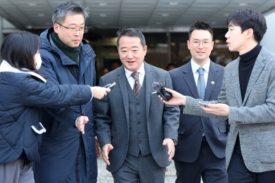 ‘인보사 성분조작 의혹’ 이웅열 코오롱 명예회장 1심 무죄