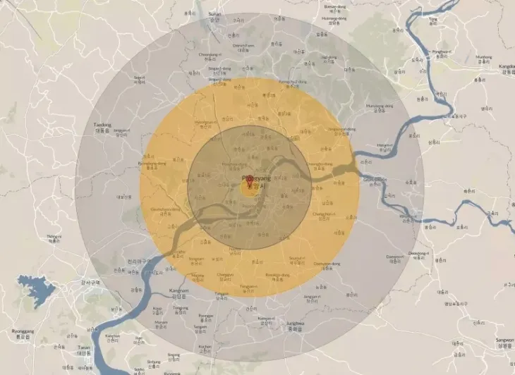 30일(현지시간) 미국 뉴스위크가 민간연구기관 ‘스티븐스 인스티튜트 테크놀로지’의 핵위협 분석 프로그램 ‘누크맵’(NUKEMAP)을 활용해 분석한 결과,  1200kt 위력의 미국 최강 핵항공폭탄 B83이 북한 평양 3.32㎞ 상공에서 터질 경우 첫 24시간 내 평양 주민 300만명의 80%에 해당하는 243만명이 죽거나 다칠 것으로 추산됐다. 2024.11.30 누크맵