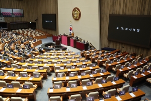 thumbnail - 尹대통령·김용현 국방장관 탄핵소추안 본회의 보고…이르면 내일 표결