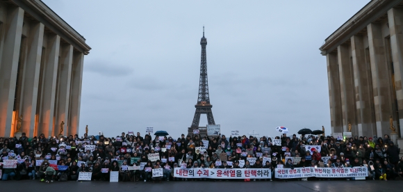 美 “한국, 민주적 절차 제대로 작동하고 평화 시위 보장돼야”