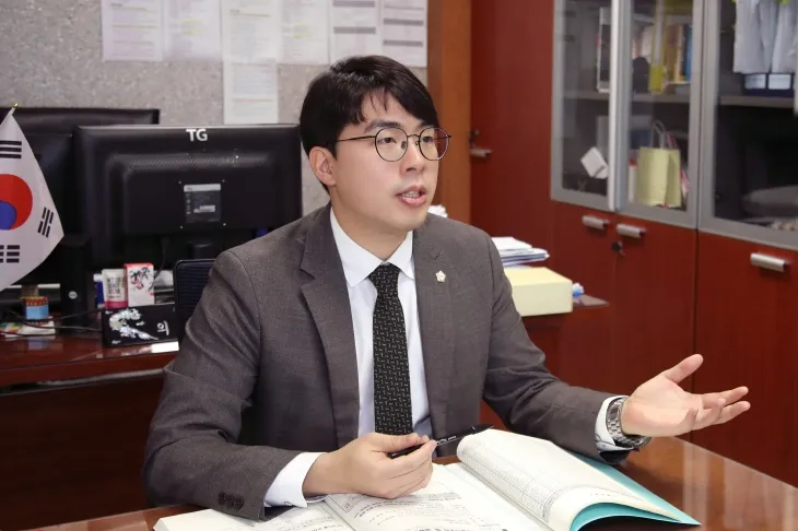 김지훈 서울 서초구의회 예산결산특별위원장.