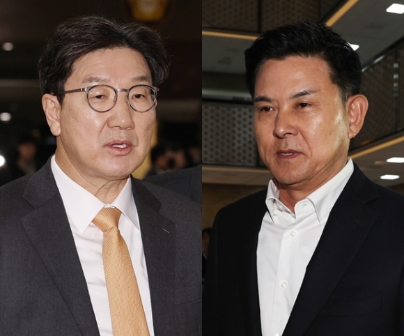 권성동 “정권 창출 역할, 결자해지” vs 김태호 “자유 의지 탄핵 투표 해야”