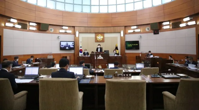 경북 봉화군의회 임시회 모습. 봉화군의회 제공