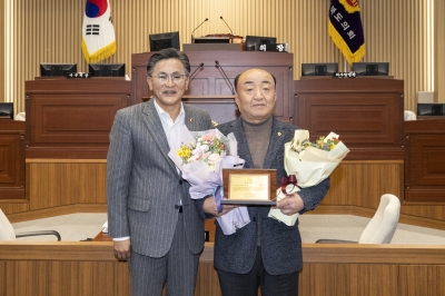 김홍구 경북도의원, ‘제7회 정명대상’ 지방자치 의정 부문 대상 수상