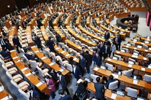 與 대거 찬성 대신 기권·무효 11표… ‘추경호 동정론’이 막판 변수 된 듯