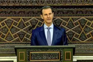 시리아 50년 독재한 아사드 가문, 러시아에서 초호화 생활