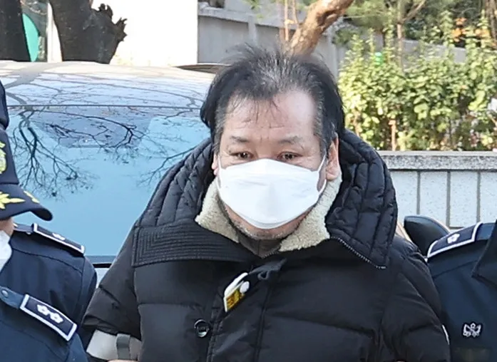 영장실질심사 출석하는 ‘건진법사’ 전성배