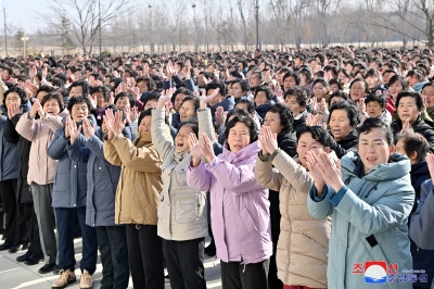 “불행 당한 자식들 곁에 달려온 친아버지 원수님” 김정은에 감사편지 쓴 북한 수재민들