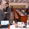 “계엄 표결 왜 안 했나” vs “이쯤 되면 막 나가자는 거죠”…문체위 파행