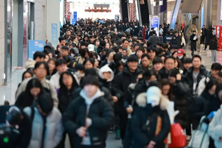 대입박람회 인파