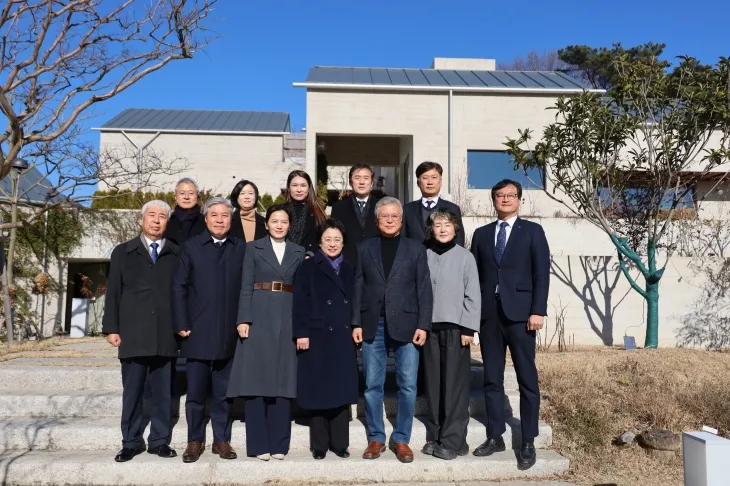 김선민 권한대행, 문재인 전 대통령 예방