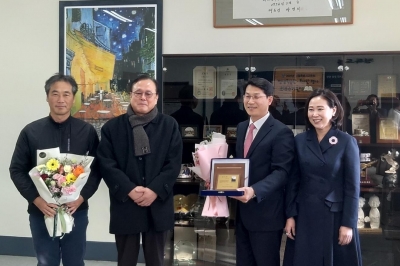 이새날 서울시의원, ‘도산기념사업회 레고전 전시 감사패 전달식’ 참석