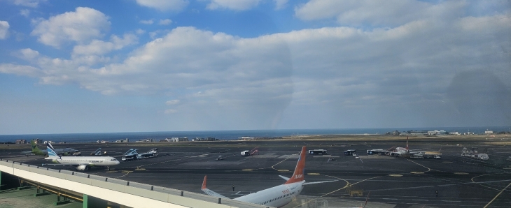 제주공항 활주로 모습. 제주 강동삼 기자