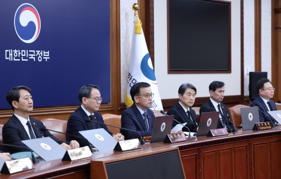 정부, ‘내란·김여사 특검법’ 재의요구안 의결…“위헌성 해소되지 않아”