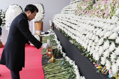 서강석 송파구청장, 제주항공 여객기 희생자 조문…주민 안전도 살펴