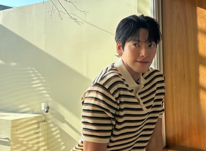 배우 김우빈. 김우빈 인스타그램 캡처