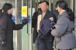 ‘성 비위·뇌물수수’ 혐의 김진하 양양군수 항소심도 실형