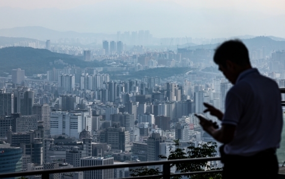 [사설] 상하위 소득 격차 2억… 양극화 해소 더 못 미룰 과제