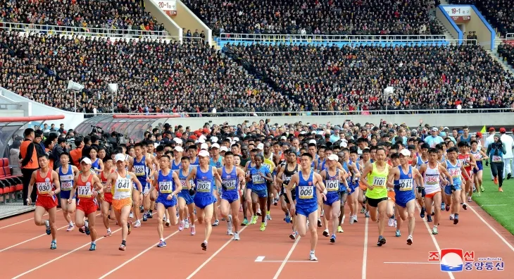 북한-스포츠-마라톤-제29회 만경대상 국제마라톤대회