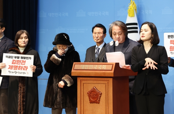 김민전 사과했다는 與에 이준석 “백골단 왜 징계 대상이 아닌가”