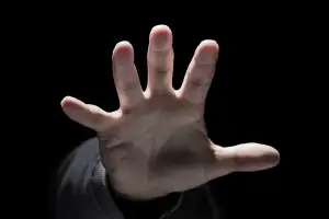 前연인 성폭행·스토킹 대학교수 “우리 땐 낭만” 혐의 ‘거부’