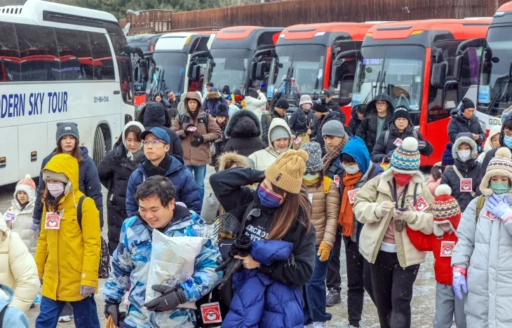 강원 화천 산천어축제를 찾은 외국인 관광객. 화천군 제공