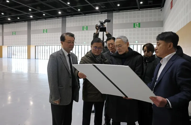 유인촌 장관, APEC 정상회의 현장점검