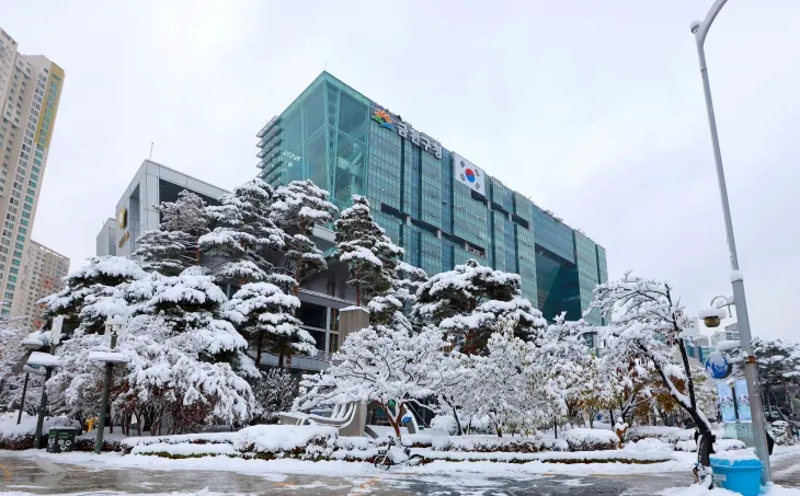 서울 금천구청 전경.   금천구 제공