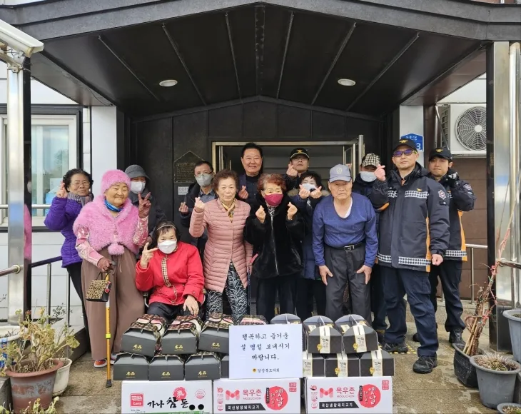 지난 17일 울릉군에 있는 ‘희망의 집’을 방문한 남진복 의원. 경북도의회 제공