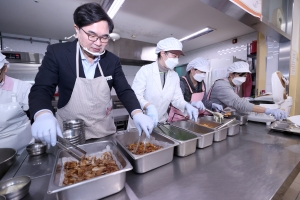 동작 아이들 밥 굶지 않게… ‘명절 도시락’ 나눔