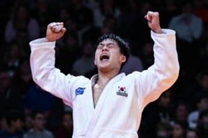유도 111위 김종훈, 세계 챔피언에 한판승 금메달