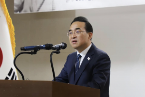 박홍근, 비명계 향해 “이재명과 다르다면 흔들기 아닌 넘기 보여달라”