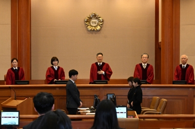 헌재 “檢조서, 당사자 부인해도 증거 가능”… 尹측 “문명국가 맞나”