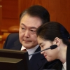 헌재 신속 심리에… 尹측 “위법 계속 땐 중대 결심”